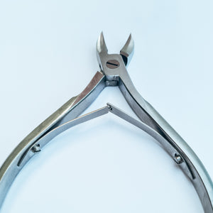 Nail Clippers / Nippers / Cutters - Curved Blade - Square Handle - 14cm