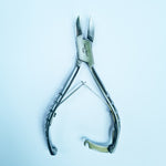 Load image into Gallery viewer, Nail Clippers / Nippers / Cutters - Curved Blade - Ribbed Handle - 14cm
